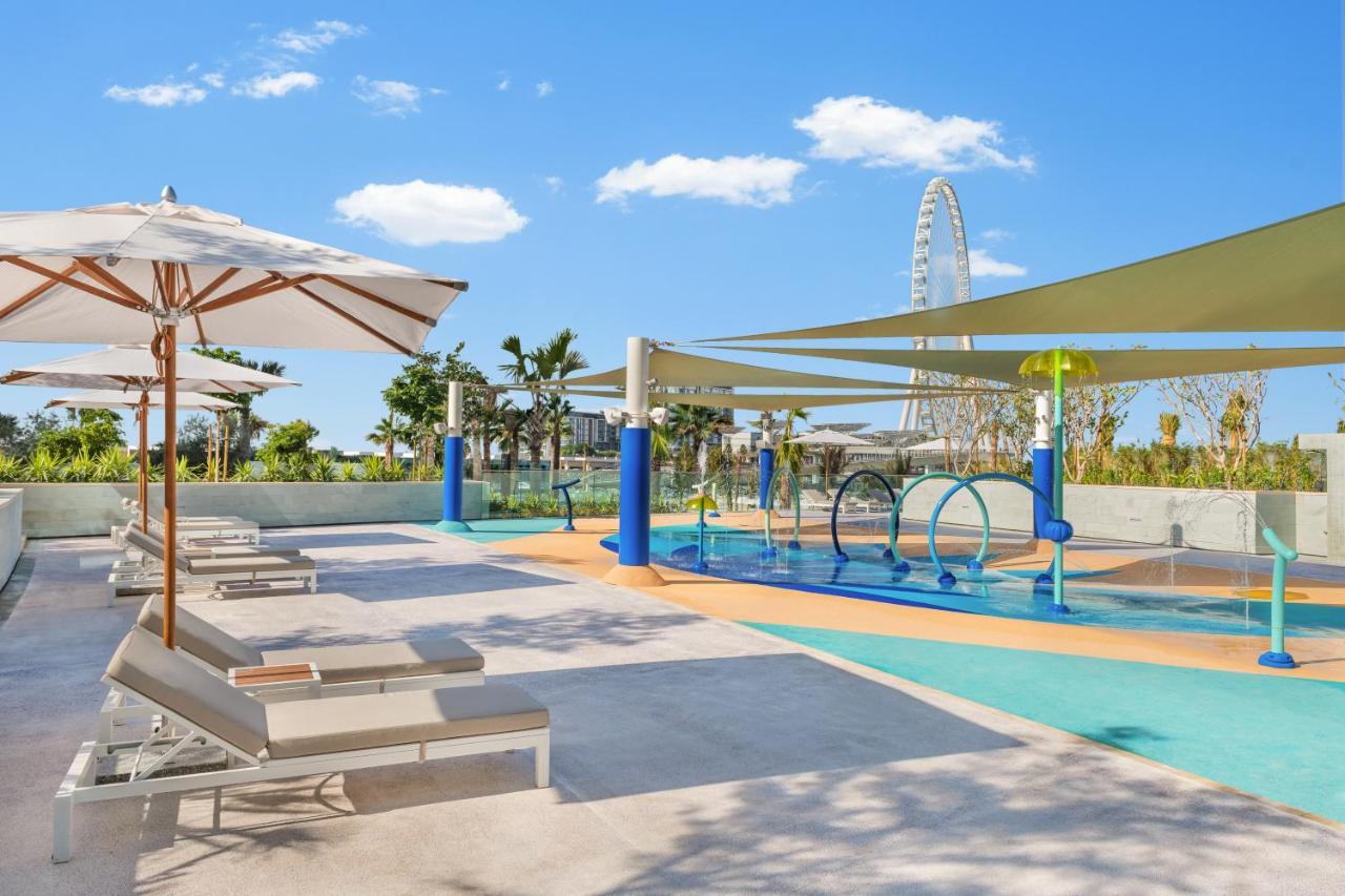 Address Beach Resort Dubai Esterno foto The pool at the resort
