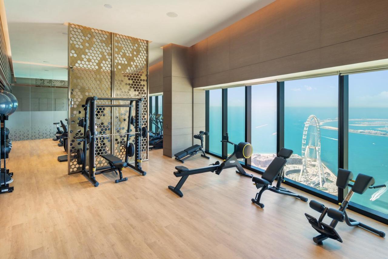 Address Beach Resort Dubai Esterno foto The gym at the hotel